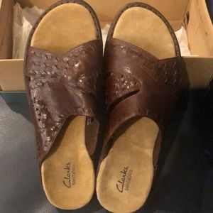 Clarks bendables Size 10M